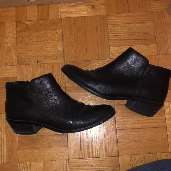 Sam Edelman Black Booties Lea Size 6.5 - Picture 1 of 5